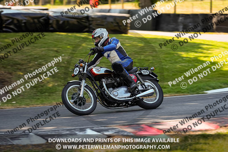 cadwell park;cadwell park photographs;cadwell trackday photographs;enduro digital images;event digital images;eventdigitalimages;peter wileman photography;racing digital images;trackday digital images;trackday photos
